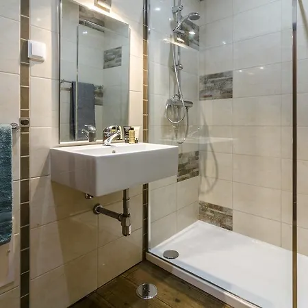 Downtown Guest house *